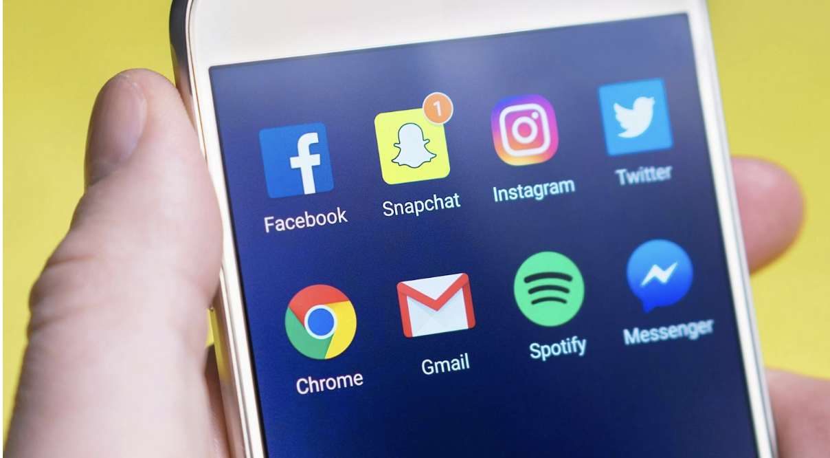 How AI Is Being Used to Check People’s Social Media Before You Even Meet Them – Hollywood Life